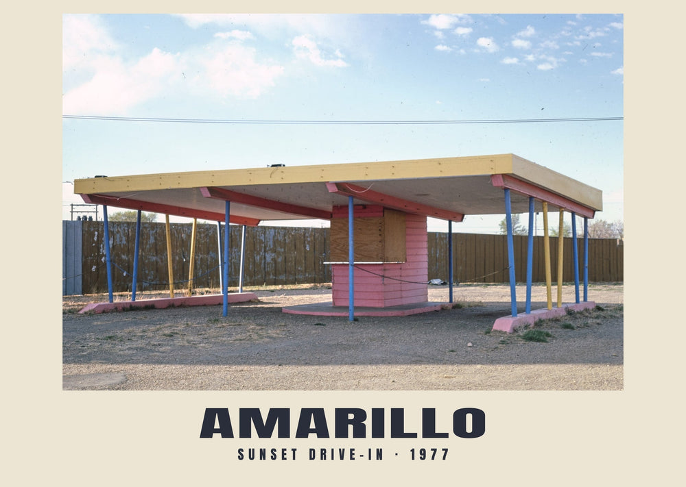Sunset Drive-In, Amarillo, Texas — 1977 · Wydruk historycznej fotografii