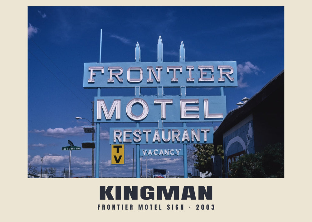 Frontier Motel Sign, Kingman, Arizona — 2003 · Historischer Fotodruck