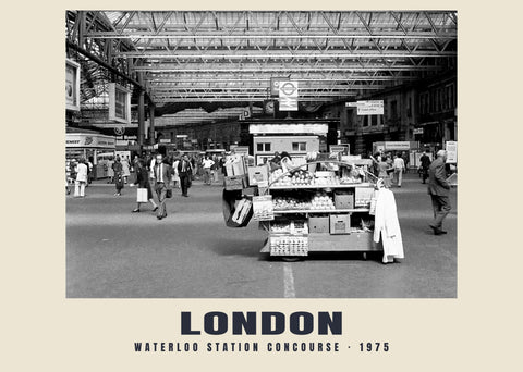 Hala dworca Waterloo, Londyn, 1975 Heritage Print