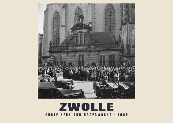 Grote Kerk e Hoofdwacht, Zwolle — 1945