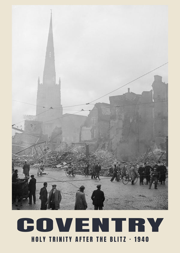 Holy Trinity po nalotach, Coventry — 1940