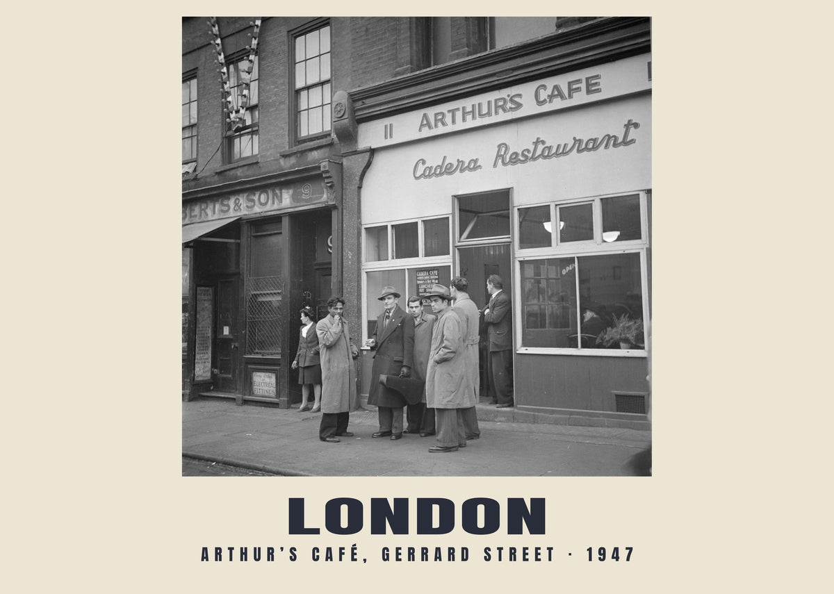 Arthur’s Café, Gerrard Street, London, 1947 — Historischer Fotodruck