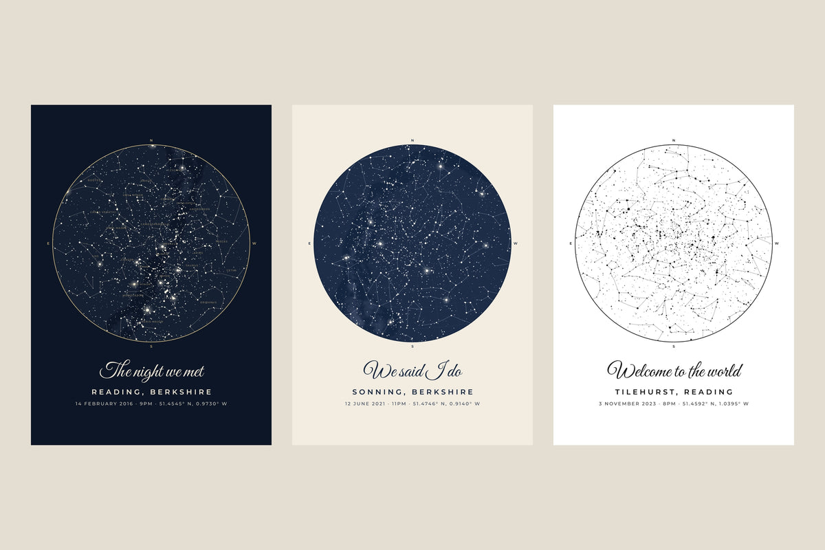 Trois affiches de carte du ciel : le ciel au-dessus de Reading en design Midnight, au-dessus de Sonning en Harbour et au-dessus de Tilehurst en Ink